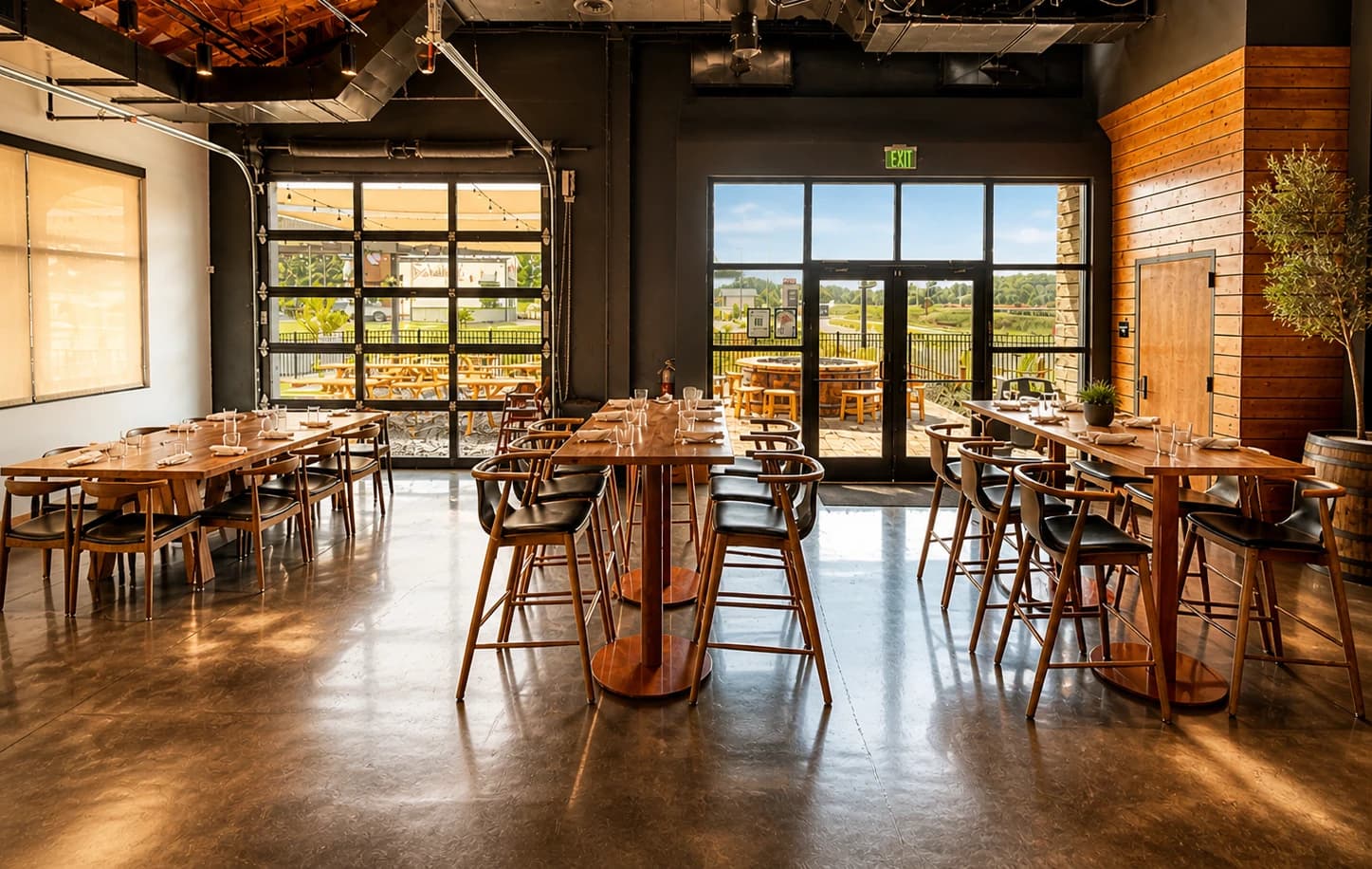 YAVA Kitchen & Brewhouse interior